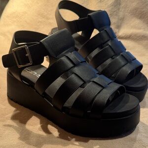 Women’s Soda Black Platform Sandals